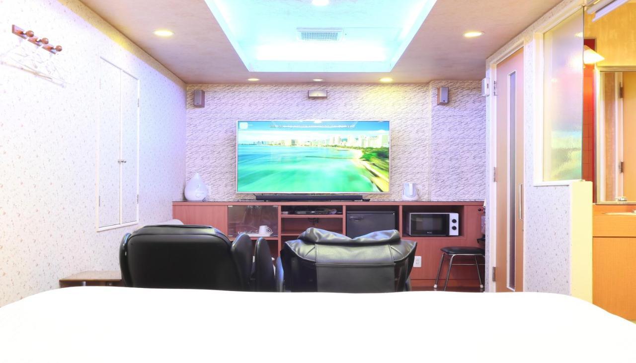 Hotel Mint House -Resort And Relaxation- Mihama  Extérieur photo